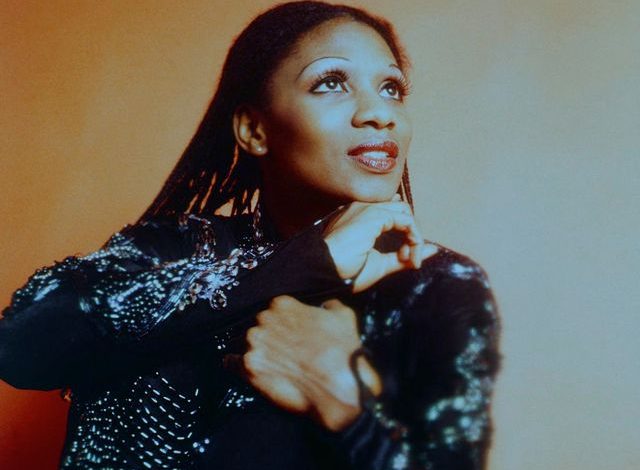 Photo of «Electric Avenue» — танцы до утра