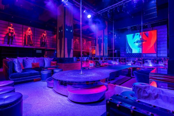 Photo of «Тайные клубы для ночных звезд»